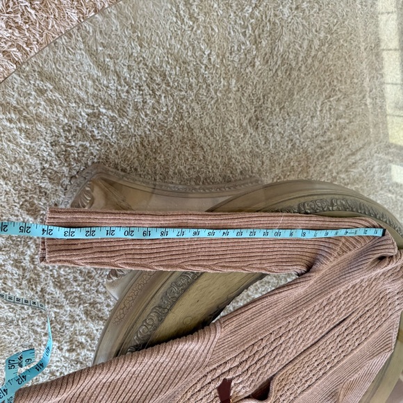 One A Tan Cable Knit Cardigan - Picture 4 of 11